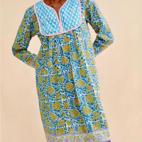 Elegant Floral Long Sleeve Dress in Blue and Green. NWOT - Picture 2 of 6